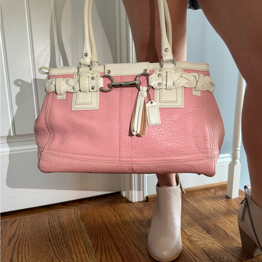 Coach 2008 Baby Pink and White Hampton - Picture 2 of 13